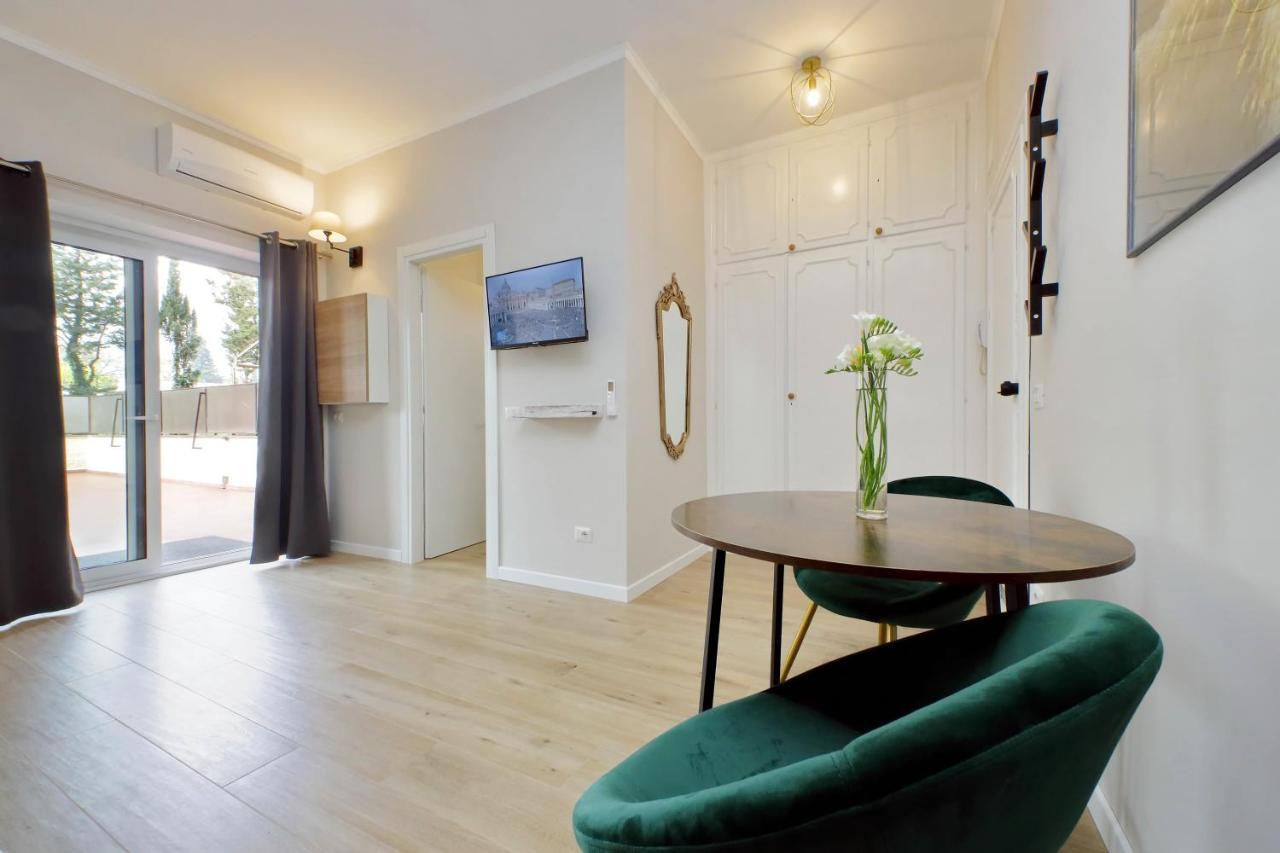 Aurelia Antica Terrace Apt Free Pool And Parking Roma Esterno foto